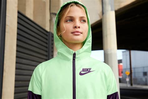 De 7 beste soorten winterjassen van Nike voor kids